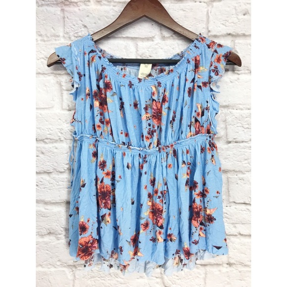 •We The Free• Sam Off Shoulder Floral Blue Top - Picture 2 of 4